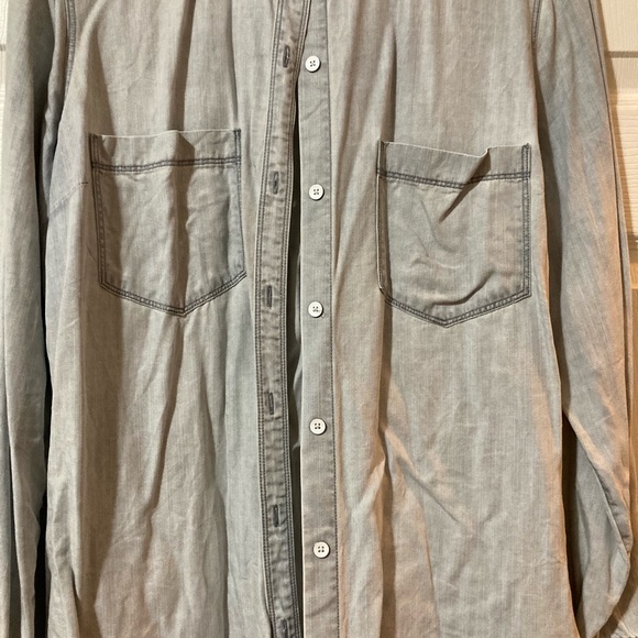 🔶Bundle 3 for 25🔶 Old Navy gray button down - Picture 3 of 5